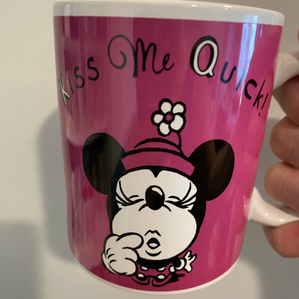 Disney Mini Mouse Mug - Kiss me
